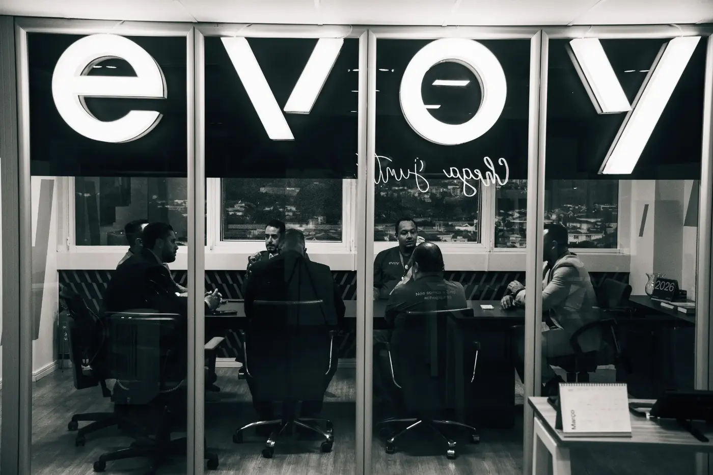 Reunião comercial nos escritórios da Evoy
